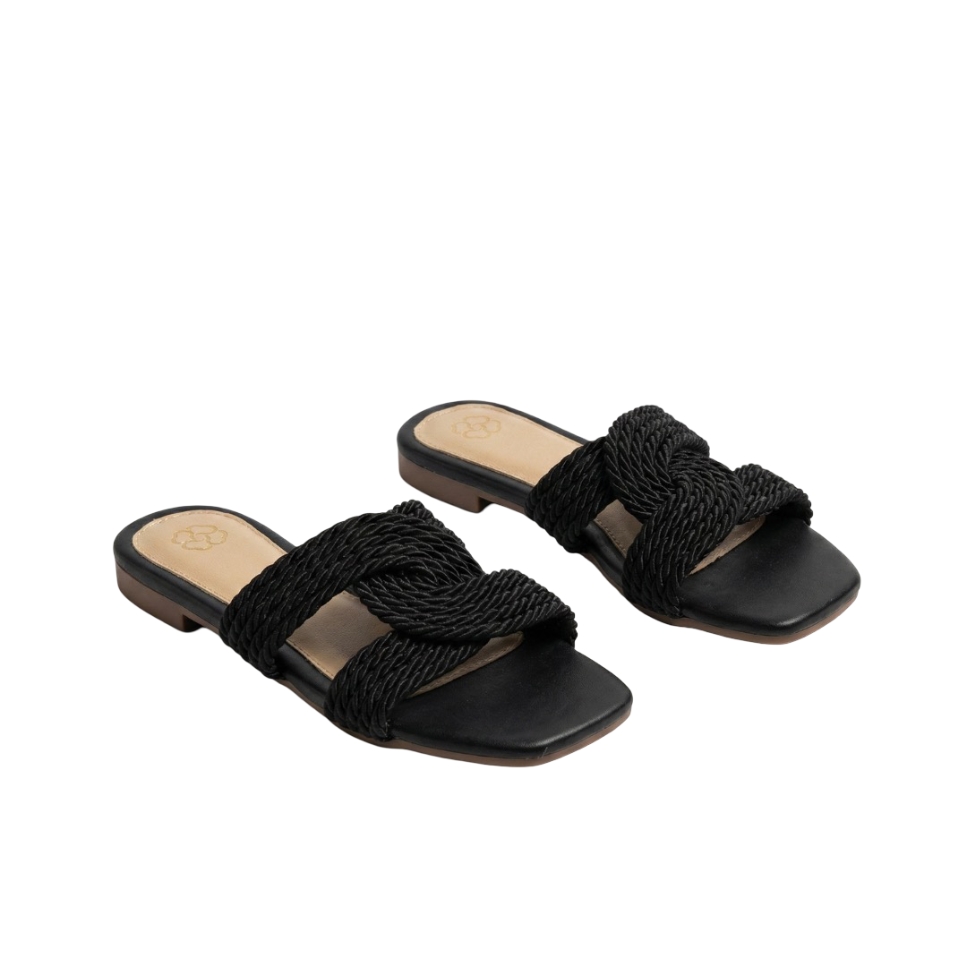 sandalia plana con tejido trenzado